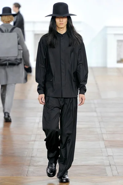 Look 22